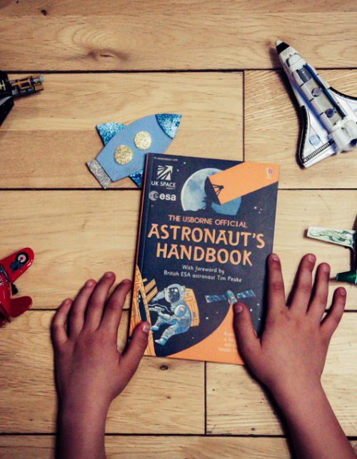 Oficjalny podręcznik astronauty Usborne'a